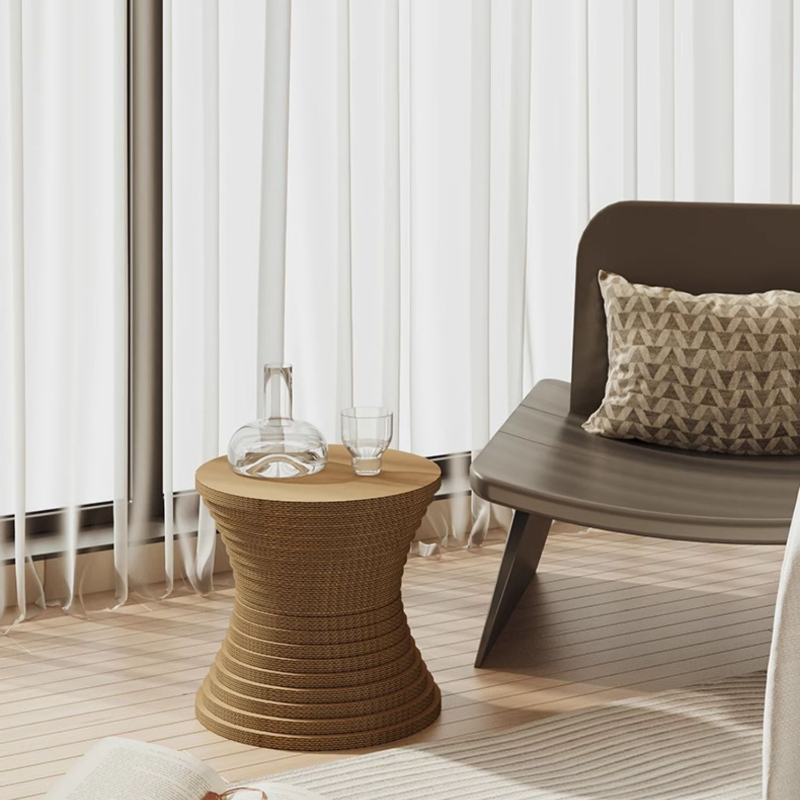 Wielowarstwowy stołek z tektur – Sustainable Living Homes recenzja i cena